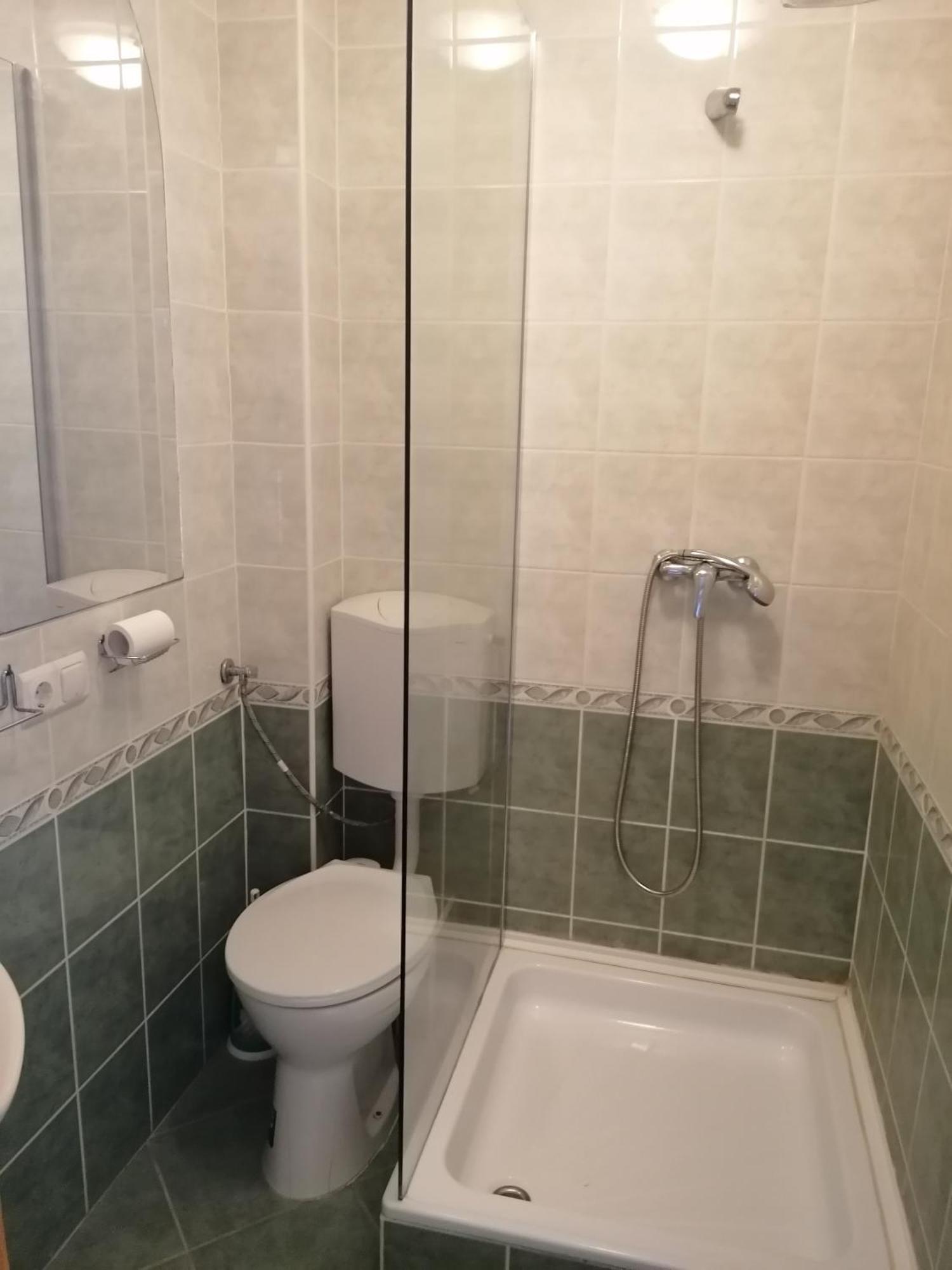 Iglódi Panzió Kunszentmárton Exterior foto
